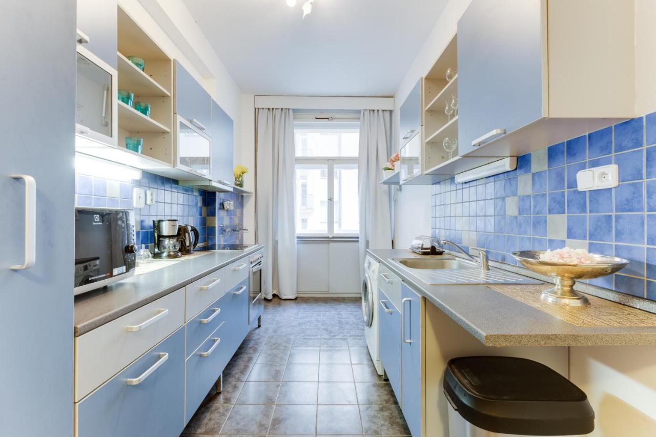 Exclusive Riverside Apartment In The Heart Of Prague Exterior photo